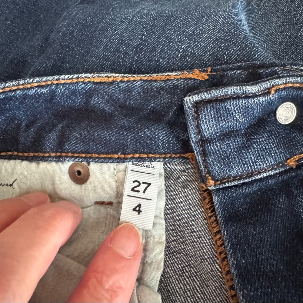 LOFT Dark Rinse 5-Pocket Denim Capris Size 27/4 - Picture 11 of 11